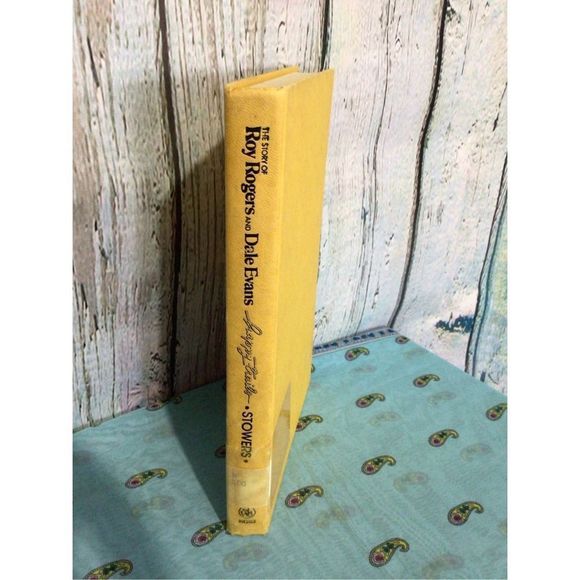 1979 The Story of Roy Rogers and Dale Evans “Happy Trails” - Picture 1 of 16